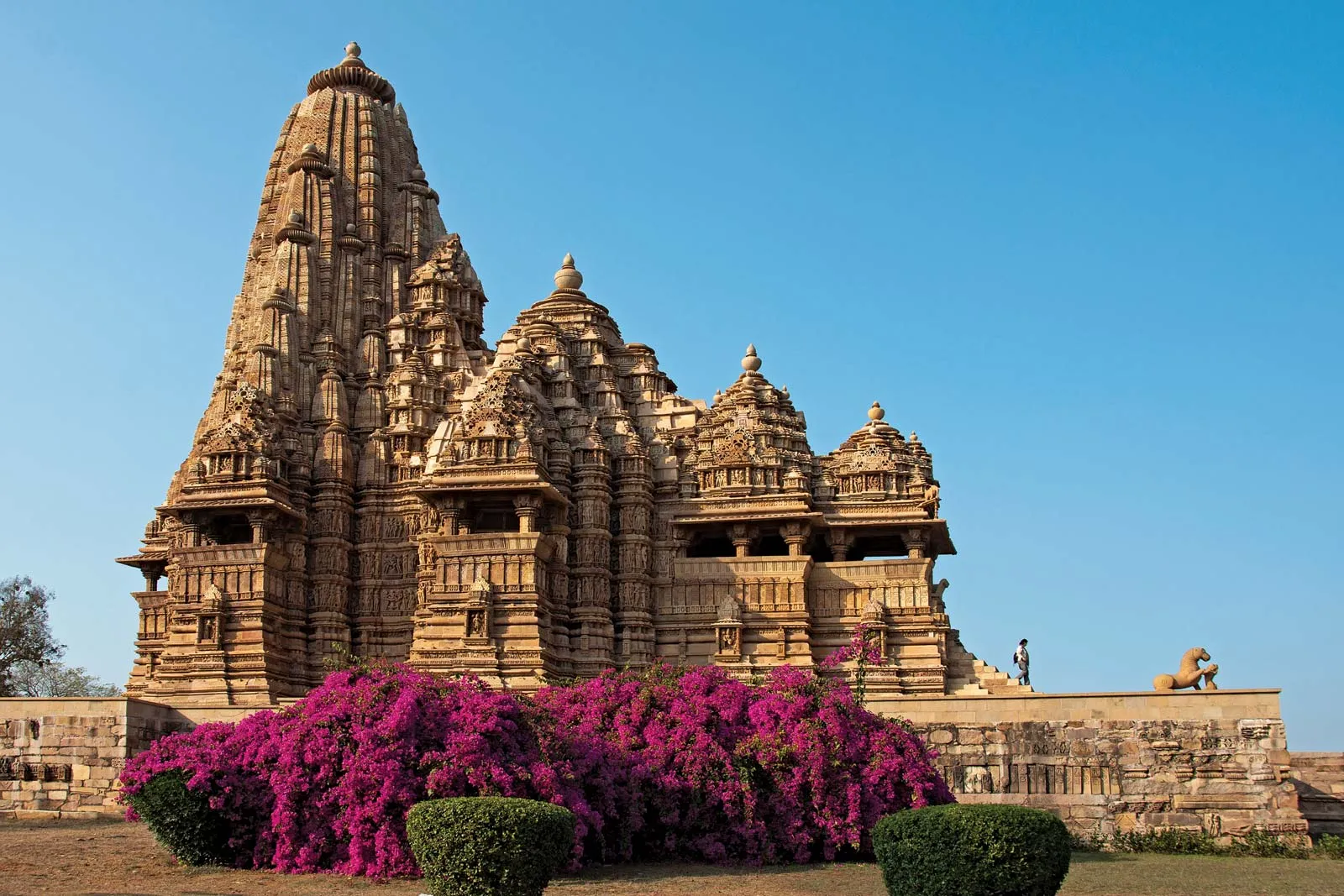 Chhatarpur Temple