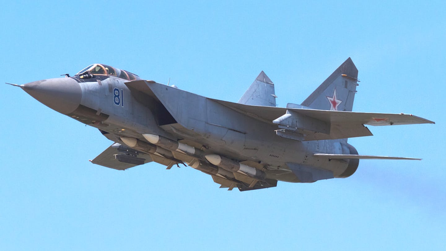 MiG-31 Foxhound