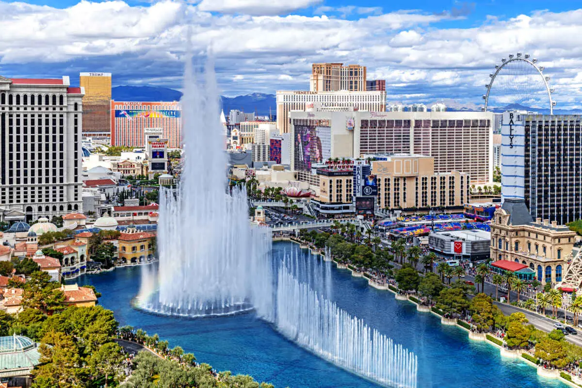 Bellagio Resort and Fountain Show